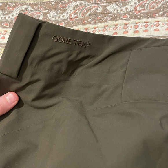 Arc’teryx Stingray Ski Pants - Picture 13 of 14